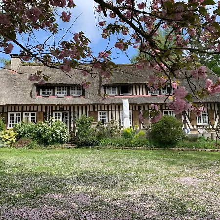 Chaumiere Proche Deauville - Sauna Et Fitness - Parc De 7000m2 Le Breuil-en-Auge