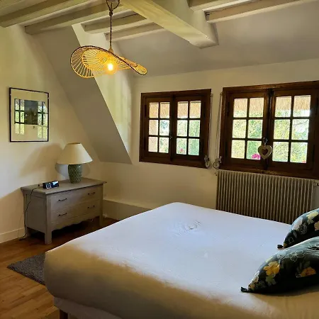 Chaumiere Proche Deauville - Sauna Et Fitness - Parc De 7000m2 * Le Breuil-en-Auge